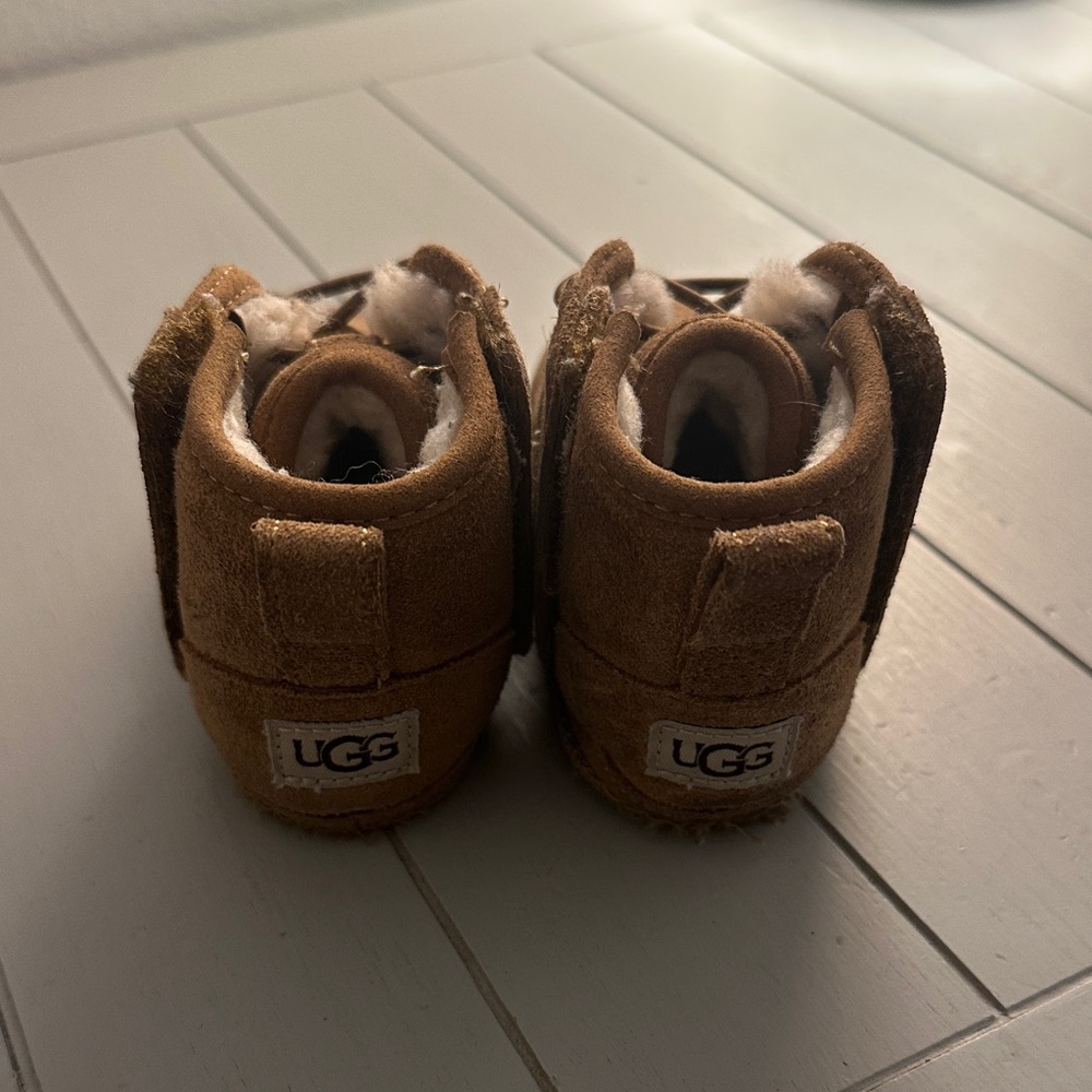 Baby Uggs - Picture 3 of 5